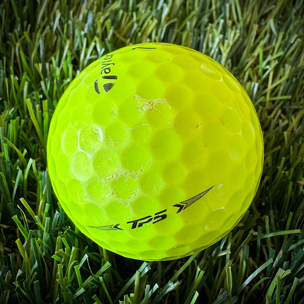 12 TaylorMade TP5/TP5 X & Tour Grade B Mix Golf Balls