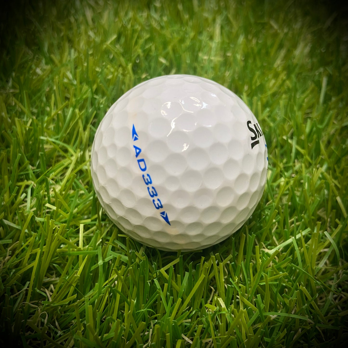 12 Srixon AD333